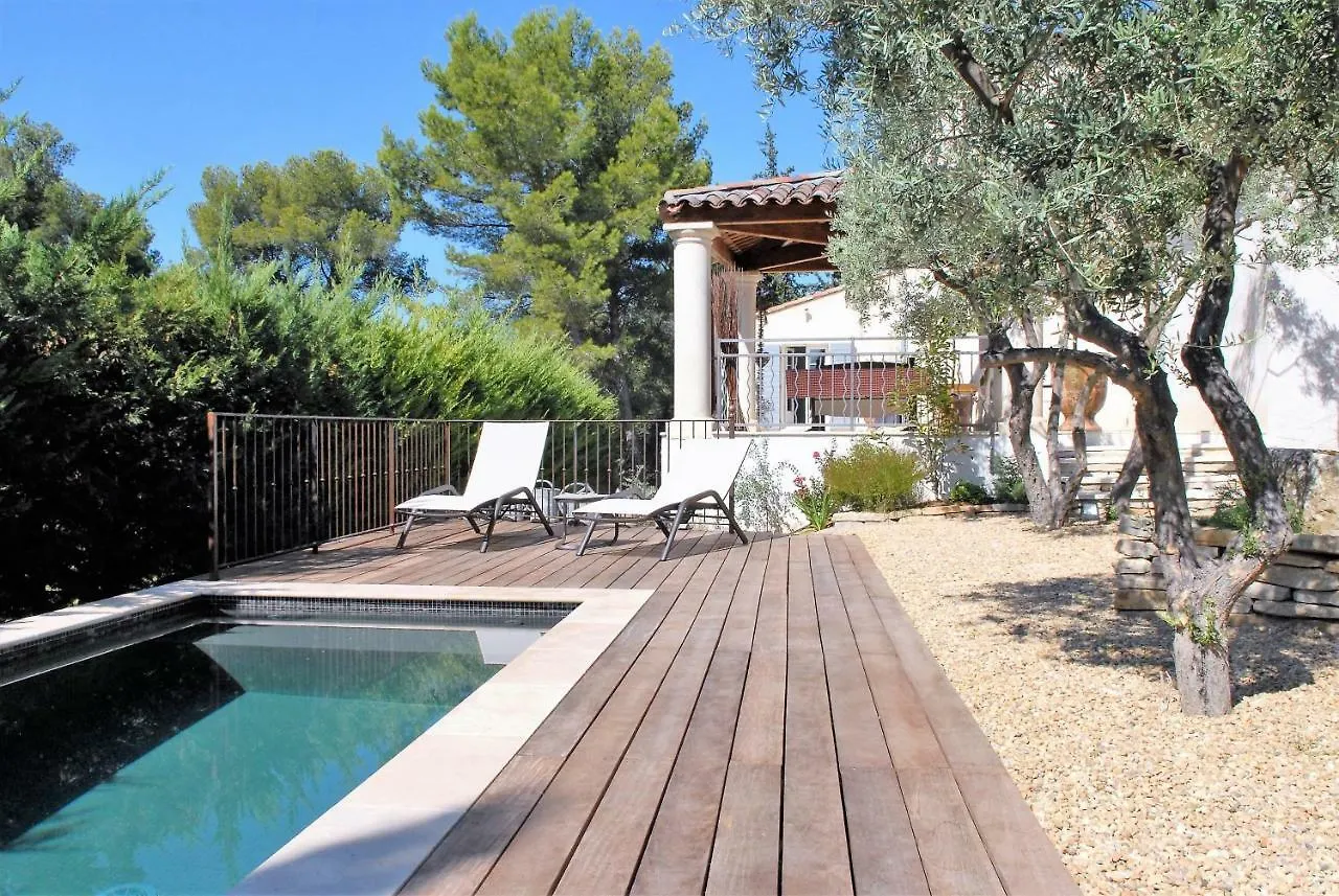 Lousoan Bed & Breakfast Aix-en-Provence