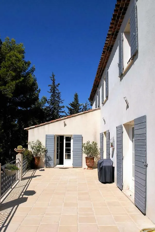 Lousoan Bed & Breakfast Aix-en-Provence